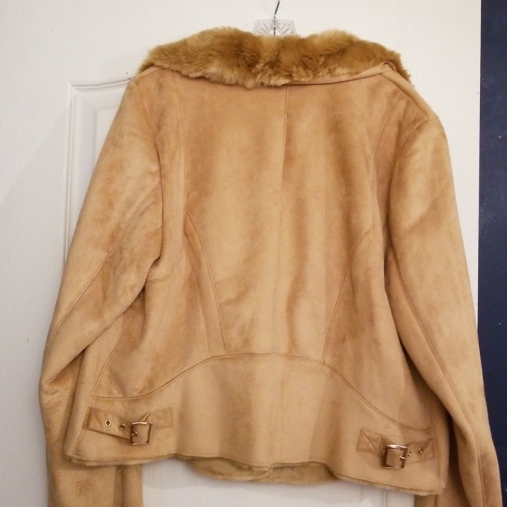Chico’s faux shearling snap button coat - Picture 5 of 8